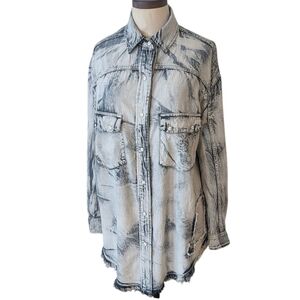 Oli & Hali cotton, mineral wash, oversized snap up shirt jacket. Small.